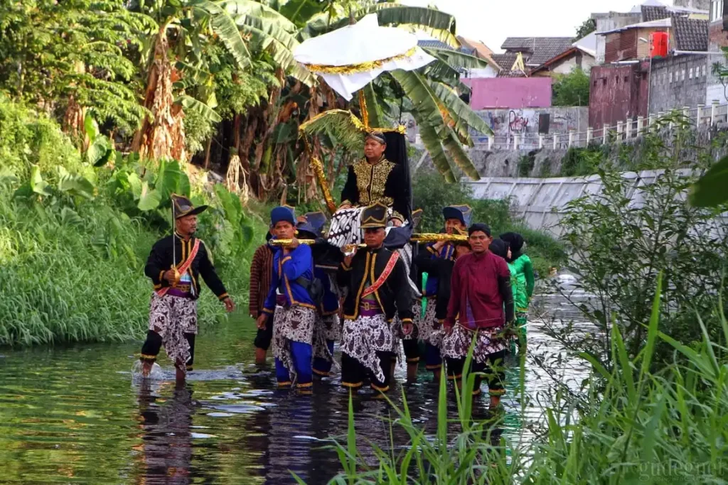 Merti Code | Upacara adat yogyakarta