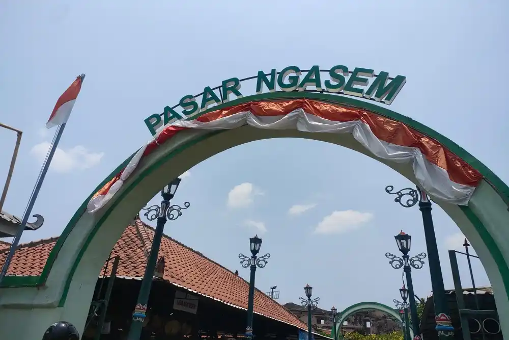 Pasar Ngasem