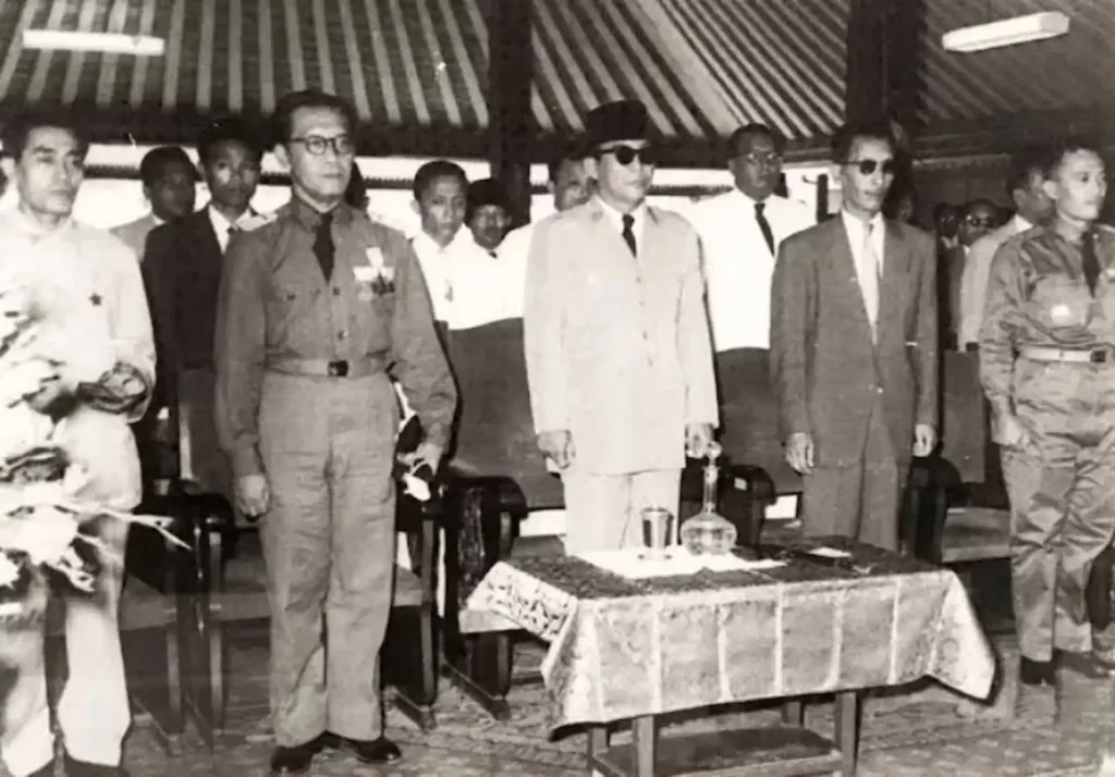 Sultan Hamengkubuwono Bersama Presiden Soekarno
